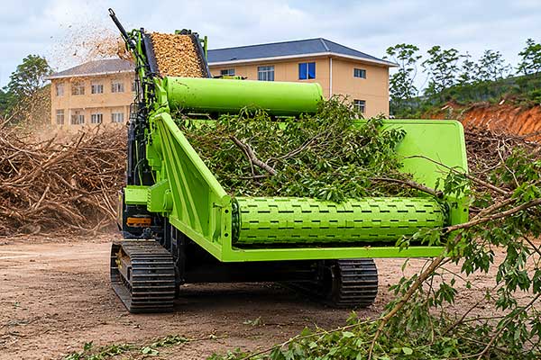 Horizontal Grinder Buyer's Guide: Choosing the Right Horizontal Grinder to Avoid Downtime & Maximize