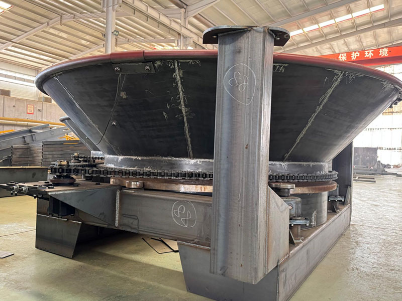 What Materials Can a Tub Grinder Process Efficiently?